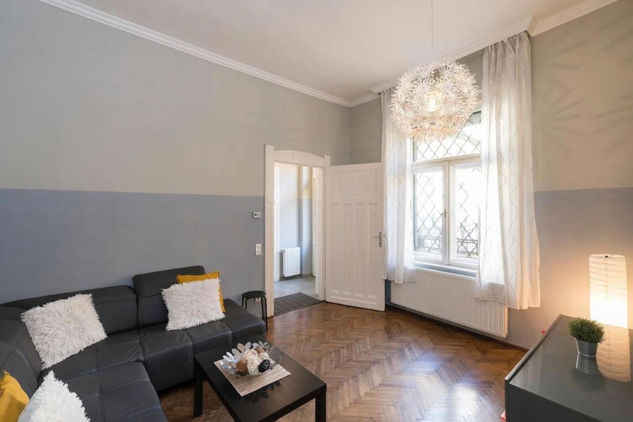 Vaci Street Apartments Budapest Exterior foto